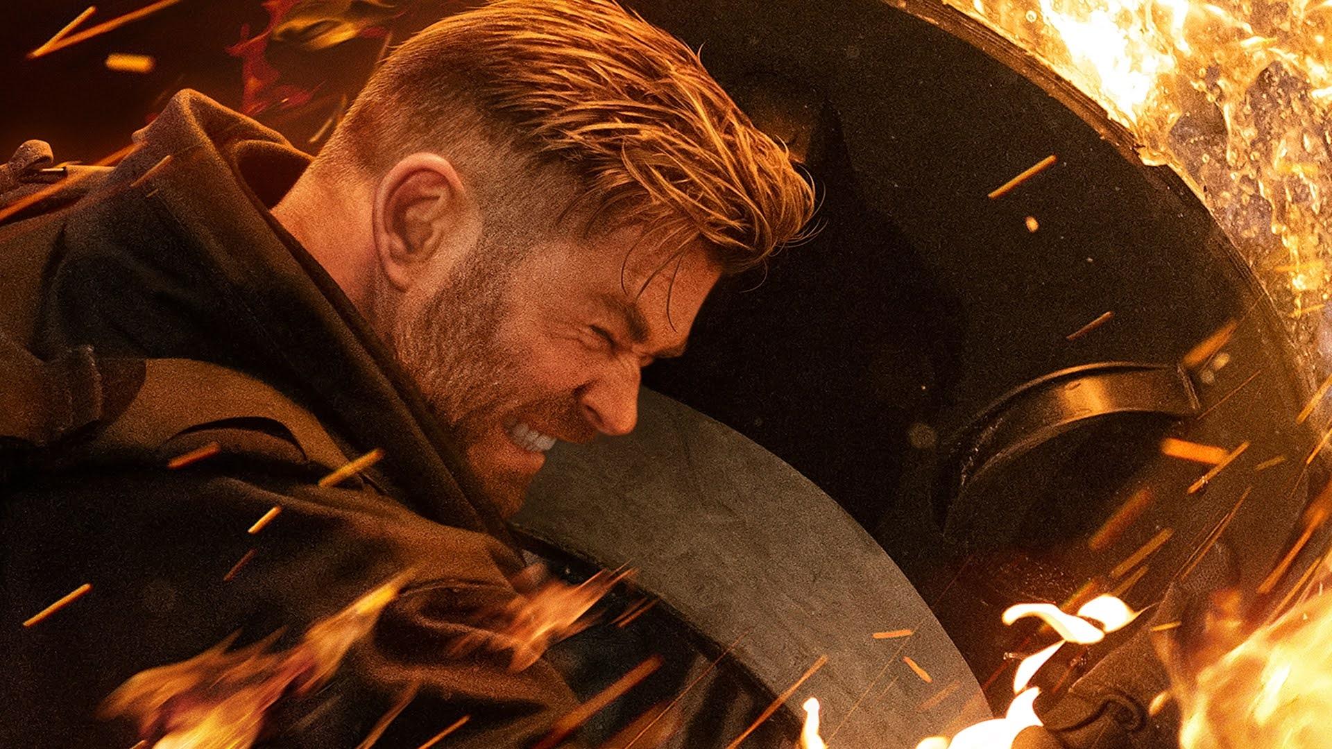 No Brasil, Chris Hemsworth lança 'Resgate' 2 e fala sobre